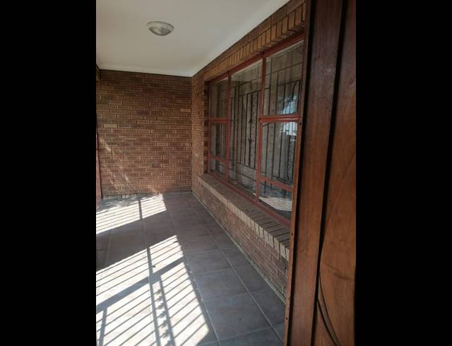 4 BEDROOM HOUSE FOR SALE IN SOSHANGUVE L